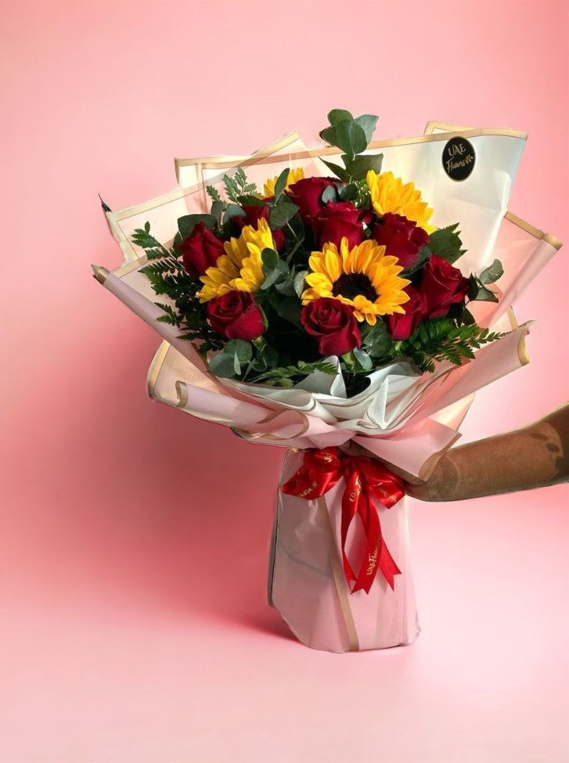 Ramo de flores variadas + girasoles